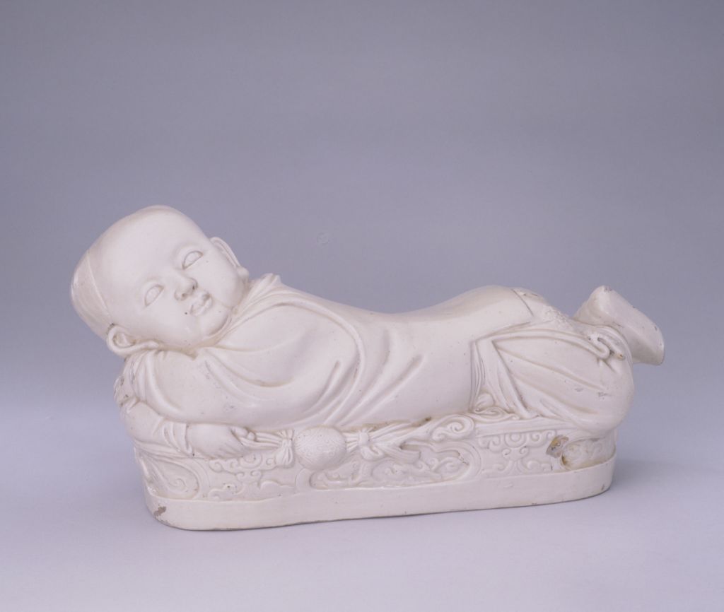 图片[1]-Dingyao white glazed child pillow-China Archive